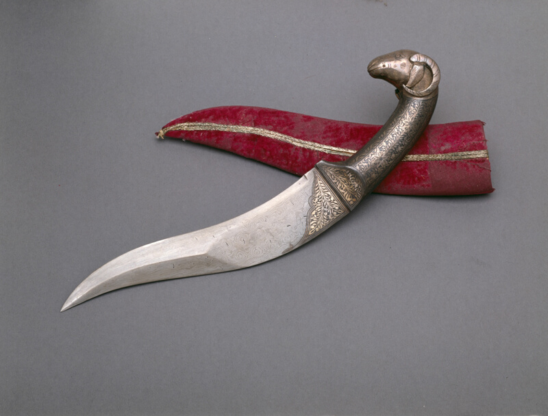 Curved Dagger (Khanjar) with RamHead Pommel The Art Institute of Chicago